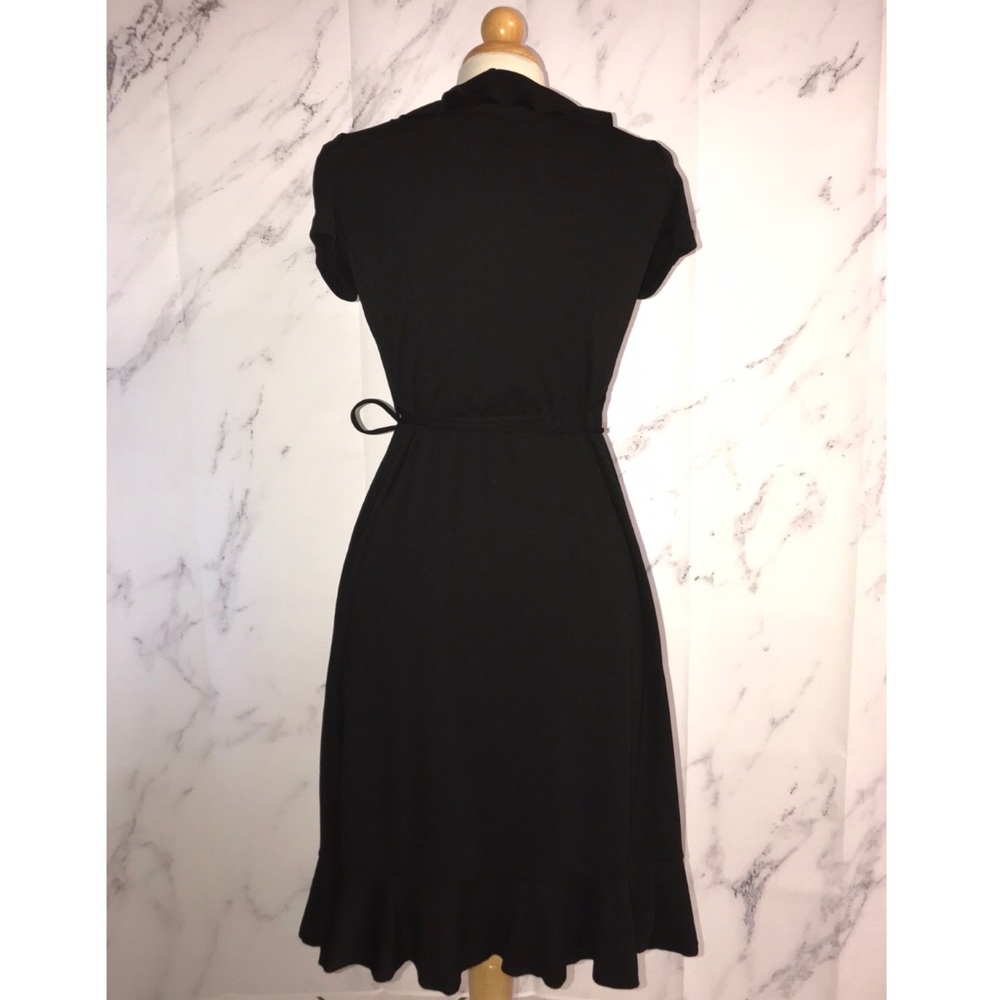 Black dress - Picture 3 of 5